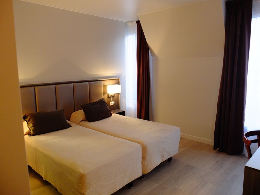 פריז Hotel De Flore - Montmartre מראה חיצוני תמונה